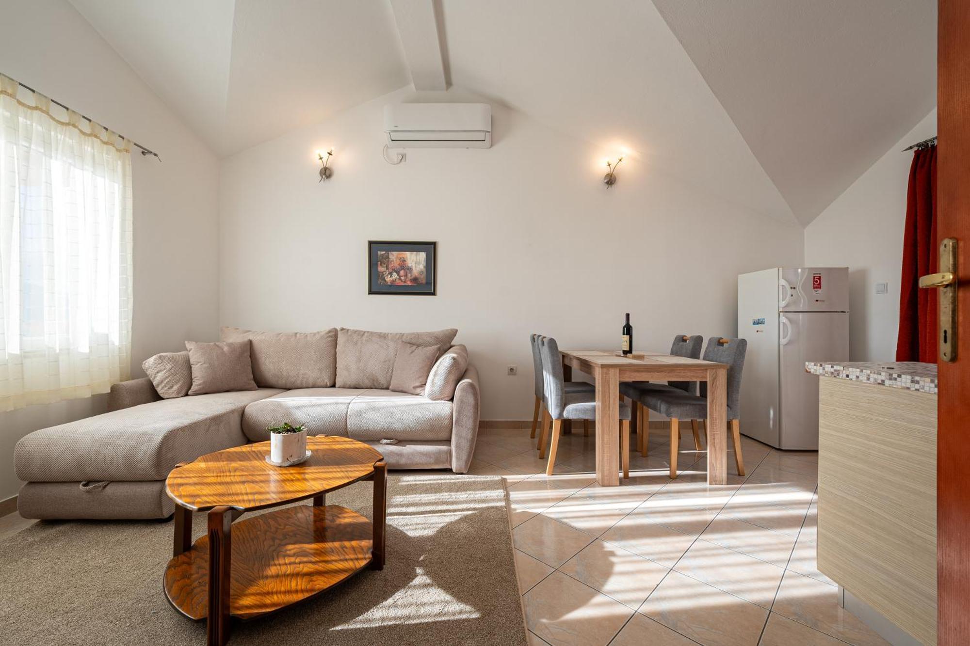 Vladivostok Apartments Tivat Luaran gambar